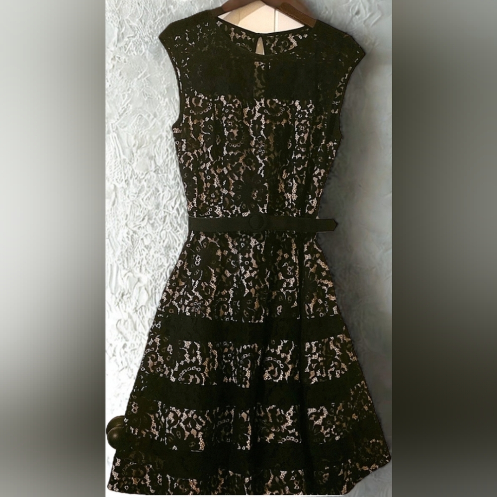 Eliza J Black Lace Evening Dress Sz 6